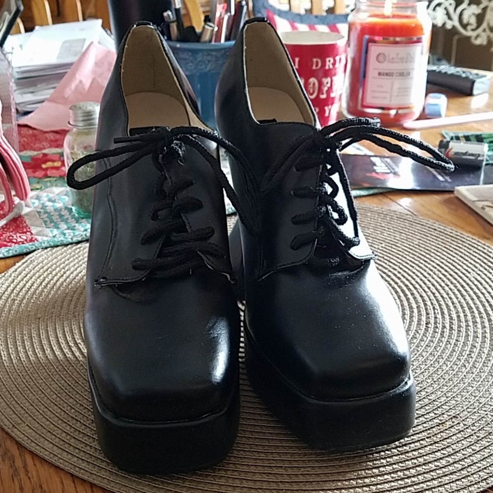 Heeled Shoes